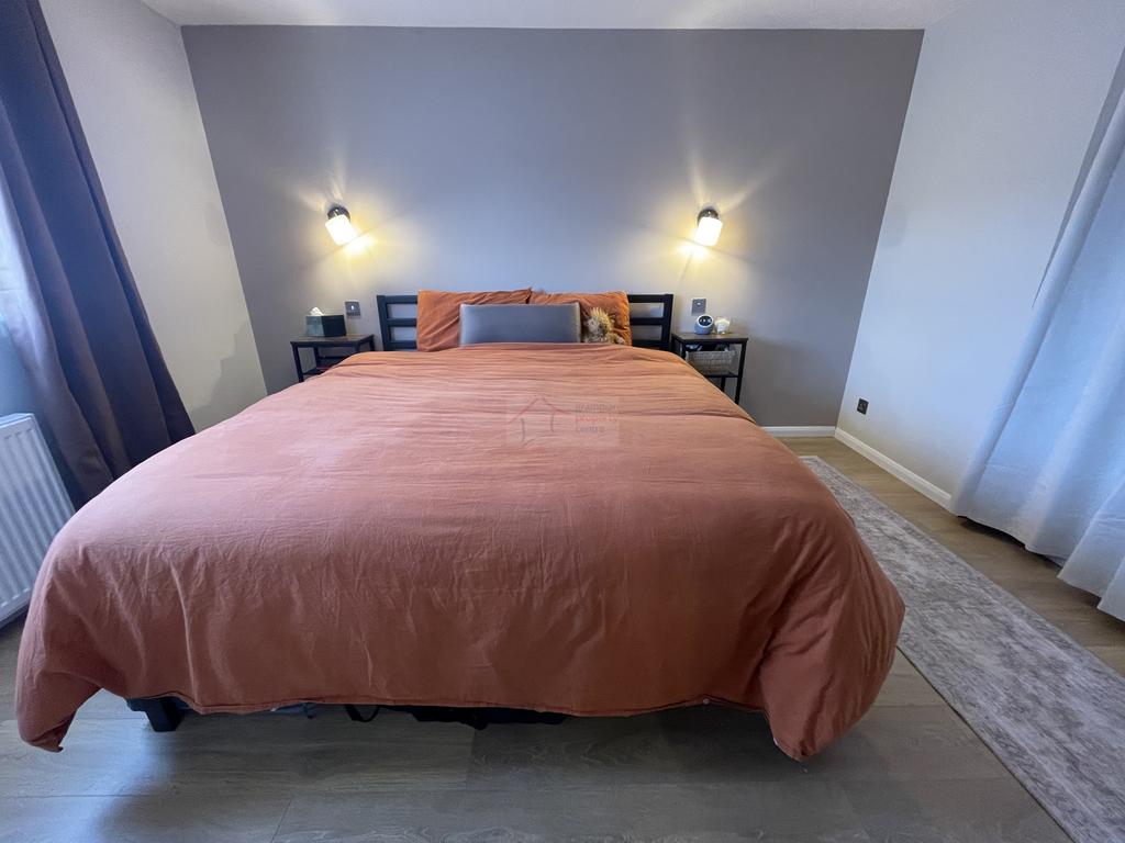 Bedroom 1a.JPG