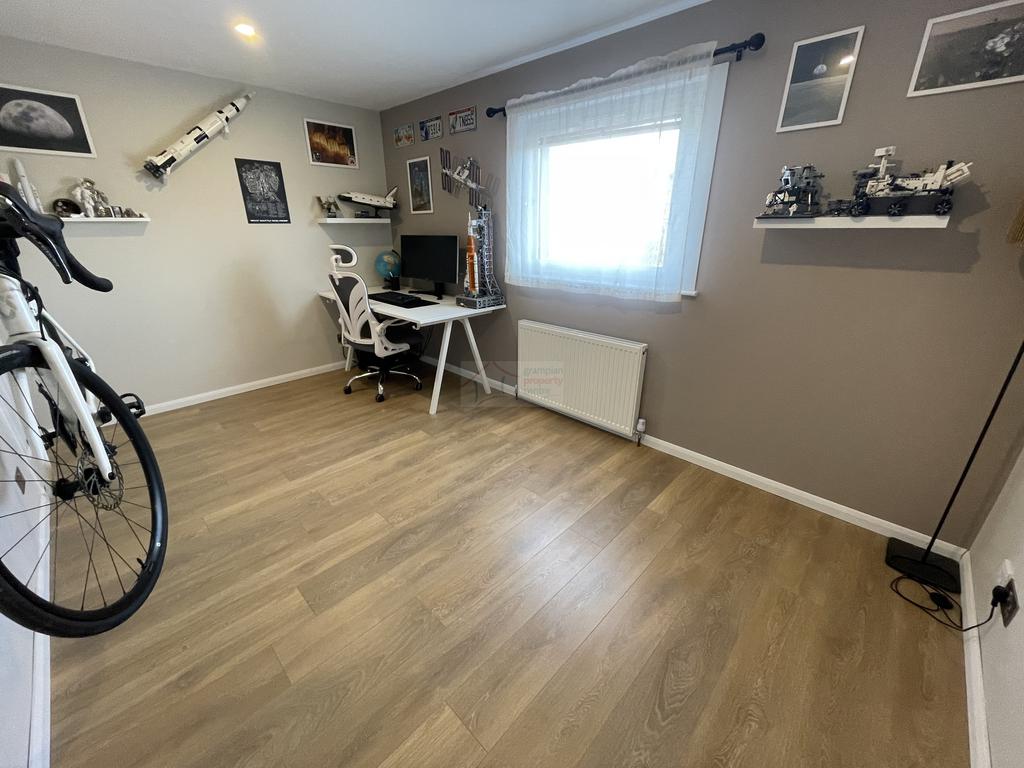 Bedroom 2a.JPG