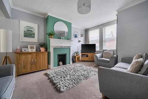 3 bedroom semi-detached house for sale, Hastings Road, Maidstone