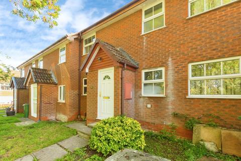 1 bedroom maisonette for sale, Dalesford Road, Aylesbury