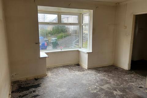 3 bedroom semi-detached house for sale, Ruffield Side, Wyke, Bradford