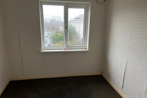 3 bedroom semi-detached house for sale, Ruffield Side, Wyke, Bradford