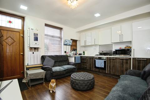 3 bedroom terraced house for sale, Parkside Road, BRADFORD