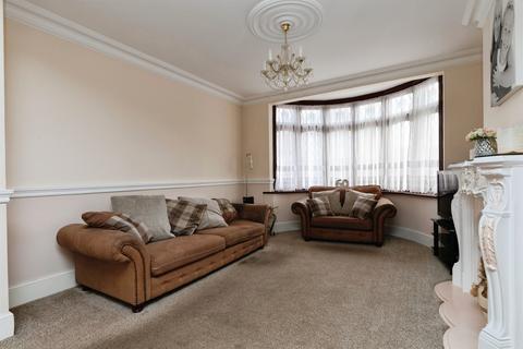 3 bedroom terraced house for sale, Tavistock Gardens, Ilford