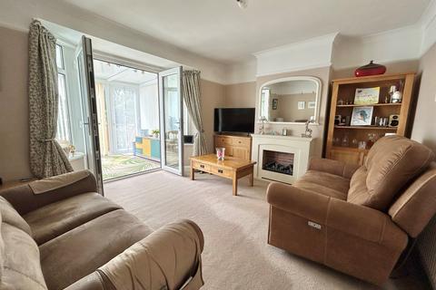 3 bedroom semi-detached bungalow for sale, Dalehurst Road, Bexhill-On-Sea