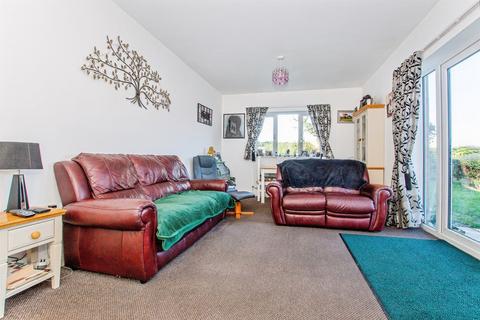 3 bedroom detached house for sale, Long Hedges, Fishtoft, Boston