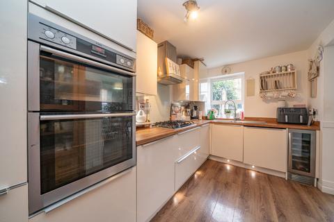 4 bedroom semi-detached house for sale, Woodwhite Way, Hemel Hempstead, HP2