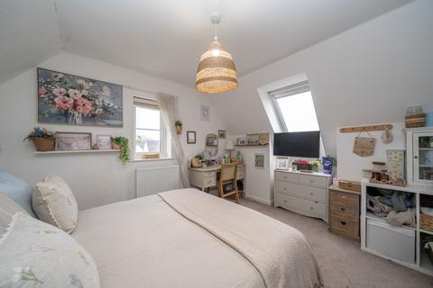 4 bedroom semi-detached house for sale, Woodwhite Way, Hemel Hempstead, HP2