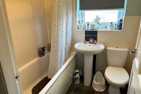 3 bedroom semi-detached house for sale, Barnfield Road, Spennymoor, DL16