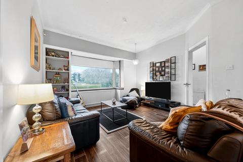 Orchard Park Avenue, Giffnock, Glasgow