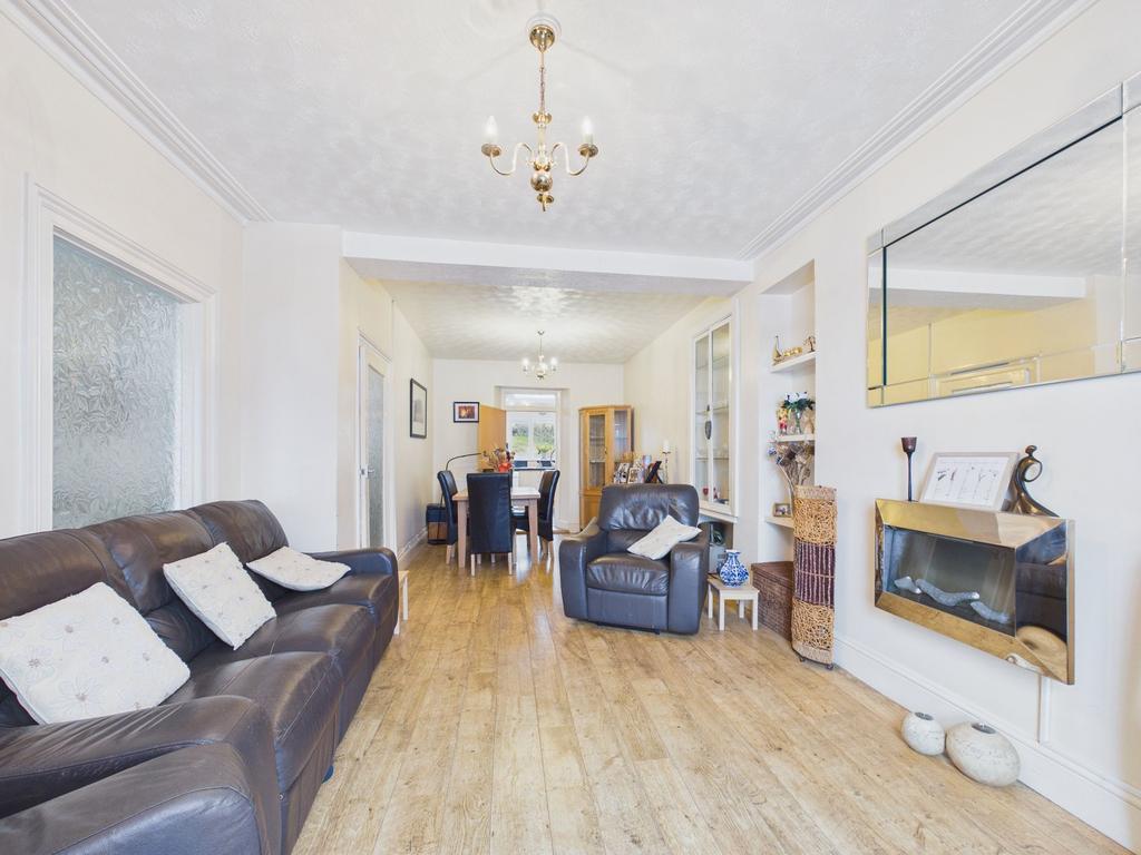 Lounge Dining Room