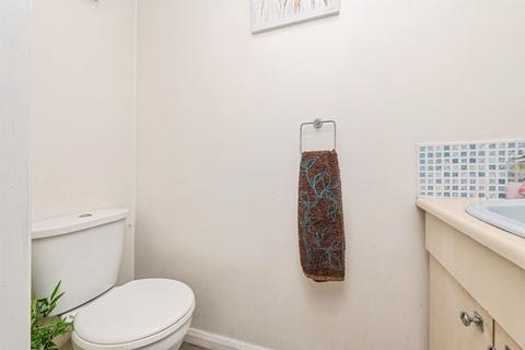 3 bedroom semi-detached house for sale, Greenacres Drive, Birstall, Batley