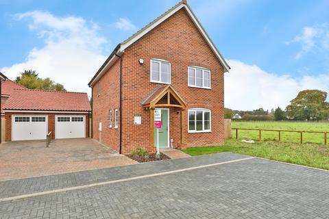 undefined, Roundhouse Way, Yaxham, Dereham