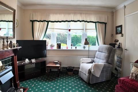 2 bedroom semi-detached house for sale, Highmead, Pontllanfraith, NP12