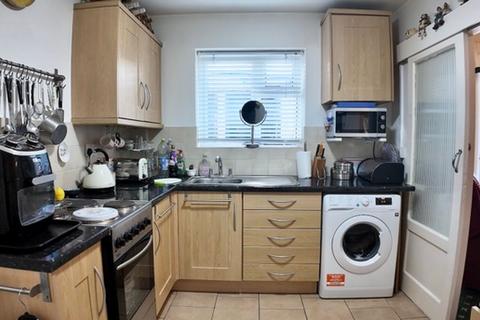 2 bedroom semi-detached house for sale, Highmead, Pontllanfraith, NP12