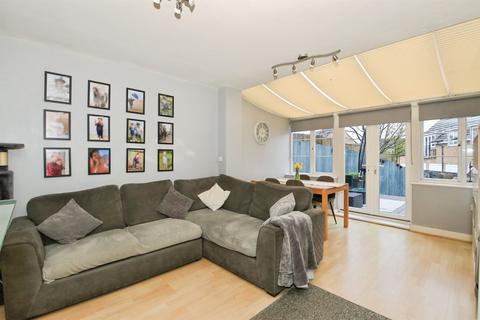 3 bedroom end of terrace house for sale, Lady Charlotte Road, Hampton Hargate, Peterborough