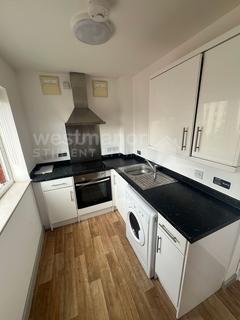 3 bedroom apartment to rent, Grange Lane, Leicester LE2