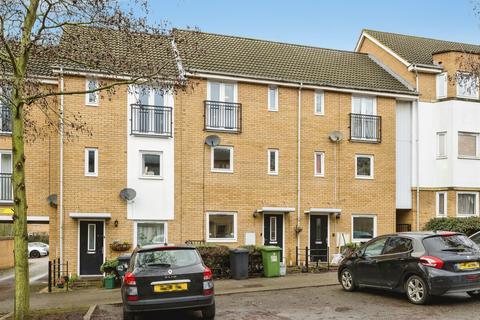 Lakeview Way, Hampton Centre, Peterborough