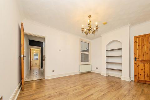 3 bedroom terraced house for sale, Gladstone Road, Ipswich