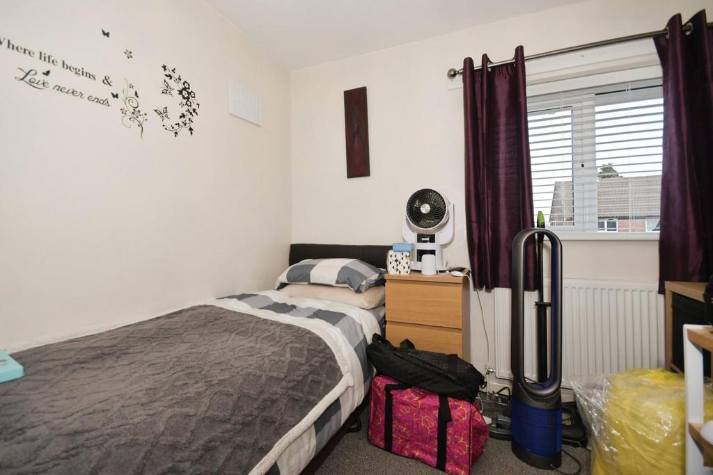 BED 3 01.jpg