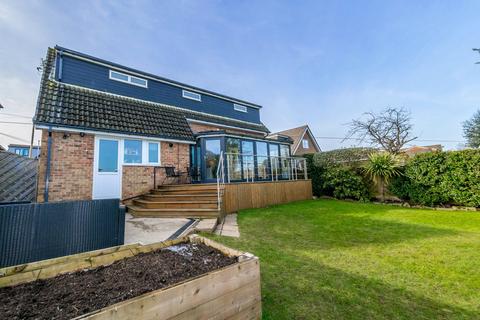 4 bedroom detached house for sale, Lea Drive, Shepley, HD8