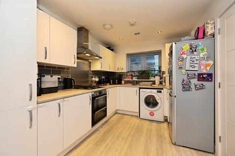 3 bedroom detached house for sale, Victoria Close, KING'S LYNN