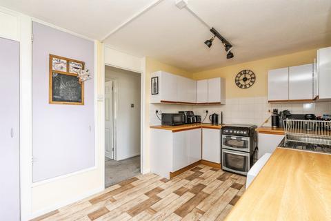 2 bedroom flat for sale, Fleming Avenue, North Baddesley, SOUTHAMPTON