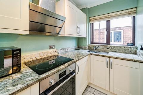 undefined, Pitts Close, Stoke Mandeville, Aylesbury