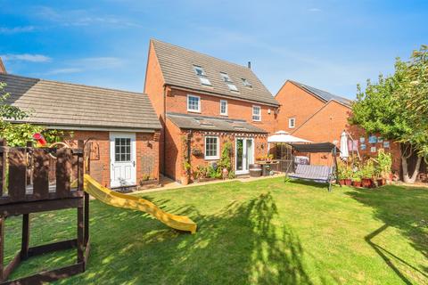 undefined, Tutt Close, Fernwood, Newark