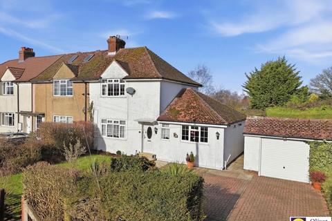 The Crescent, Cottered, Herts, SG9 9QX
