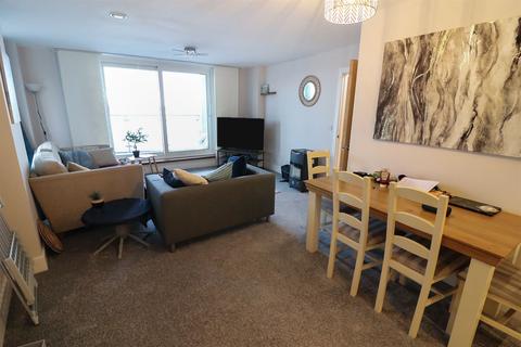 2 bedroom apartment for sale, Ferry Court, Cardiff