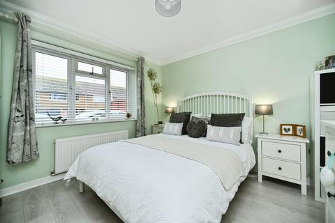 4 bedroom semi-detached bungalow for sale, Piddinghoe Avenue, Peacehaven