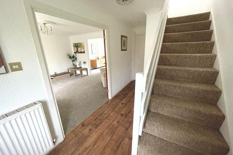 4 bedroom detached house for sale, Lynton Close, Sully, Penarth