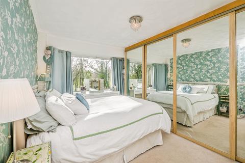 undefined, Gwernrhuddi Road, Cyncoed, Cardiff