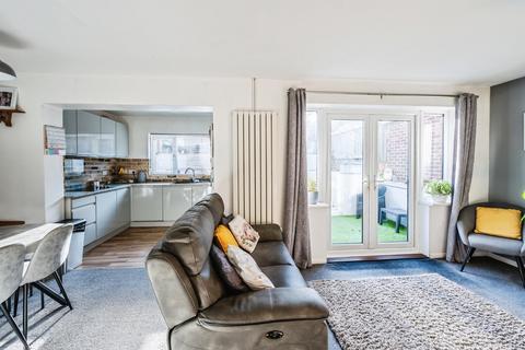 3 bedroom semi-detached bungalow for sale, Richington Way, Seaford