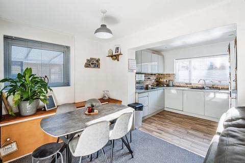 3 bedroom semi-detached bungalow for sale, Richington Way, Seaford