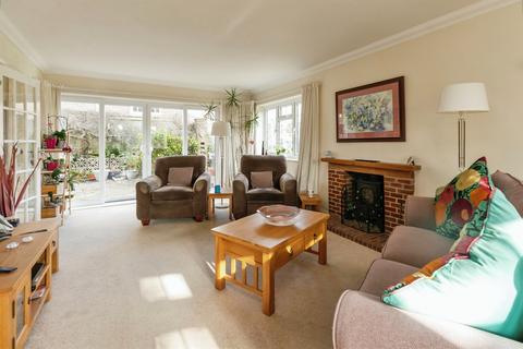 4 bedroom detached house for sale, Homefield Road, Seaford