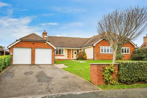 4 bedroom detached bungalow for sale, Clementine Avenue, Seaford