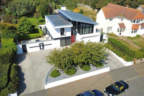 4 bedroom detached house for sale, Salisbury Road, Seaford