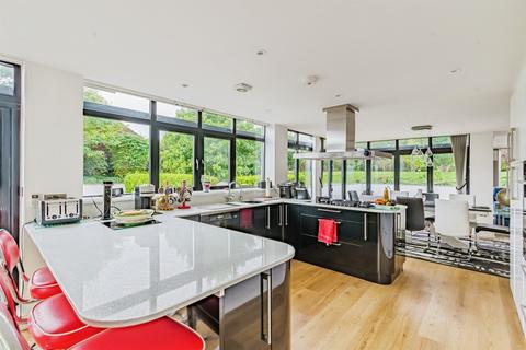 4 bedroom detached house for sale, Salisbury Road, Seaford