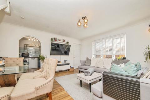 2 bedroom end of terrace house for sale, Newton Croft, Sudbury