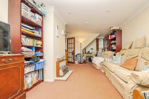 3 bedroom end of terrace house for sale, Maldon Court, Great Cornard, Sudbury