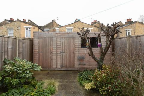 undefined, Bancroft Road, London E1