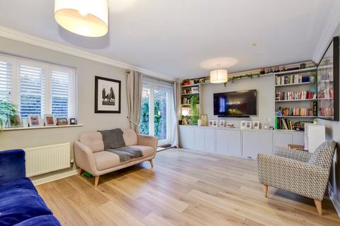 4 bedroom detached house for sale, Frogmore, St. Albans, AL2