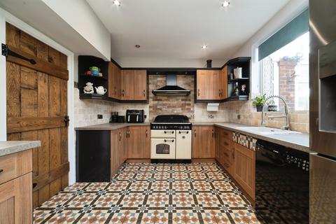 3 bedroom semi-detached house for sale, Beverley Road, Kirk Ella, Hull
