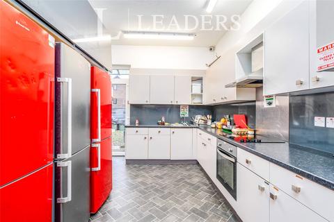 1 bedroom in a house share to rent, Stratford Road, Watford, WD17