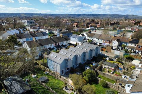 2 bedroom terraced house for sale, Sandwich Mews, Eastbourne