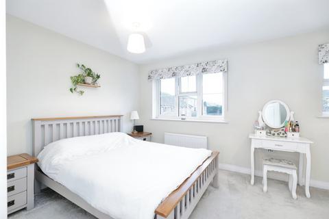 3 bedroom terraced house for sale, Ash Grove, Chesham