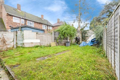 3 bedroom terraced house for sale, Fairfield Avenue, Watford