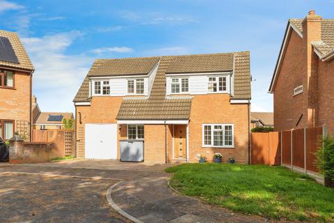 3 bedroom detached house for sale, Westell Close, Baldock